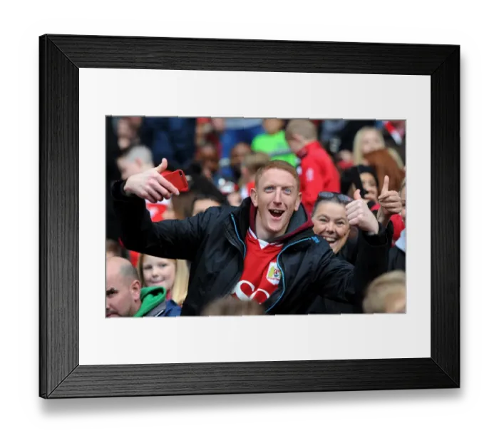 Framed Print : Passionate Bristol City Supporter at Ashton Gate Stadium during Bristol City vs Blackburn Rovers Match