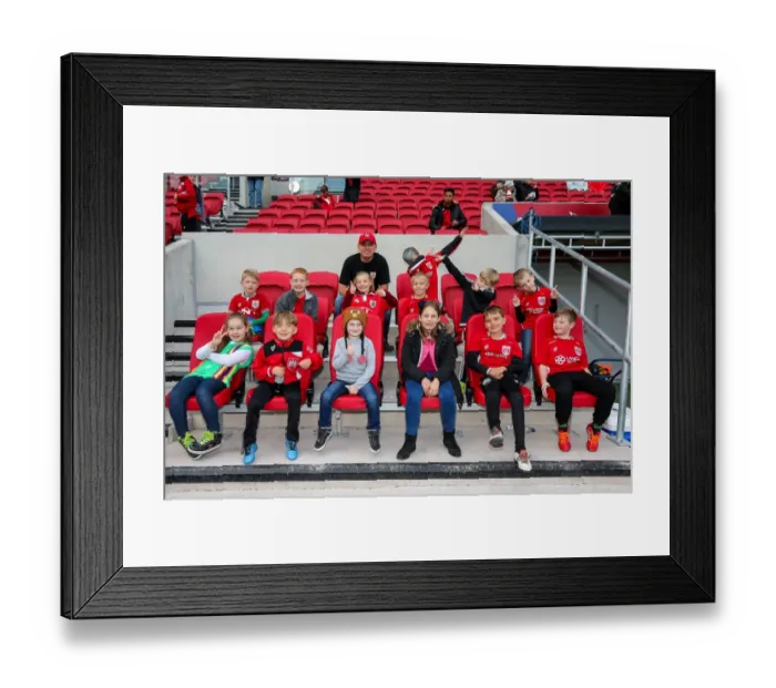 Framed Print : Bristol City vs Blackburn Rovers: EFL Championship Showdown at Ashton Gate Stadium (October 22, 2016) Framed Print : Bristol City vs Blackburn Rovers: EFL Championship Showdown at Ashton Gate Stadium (October 22, 2016)