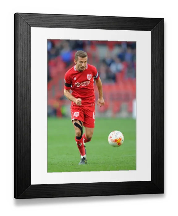 Framed Print : Gary O'Neil in Action: Bristol City vs Blackburn Rovers, October 2016 (Sky Bet Championship) Framed Print : Gary O'Neil in Action: Bristol City vs Blackburn Rovers, October 2016 (Sky Bet Championship)