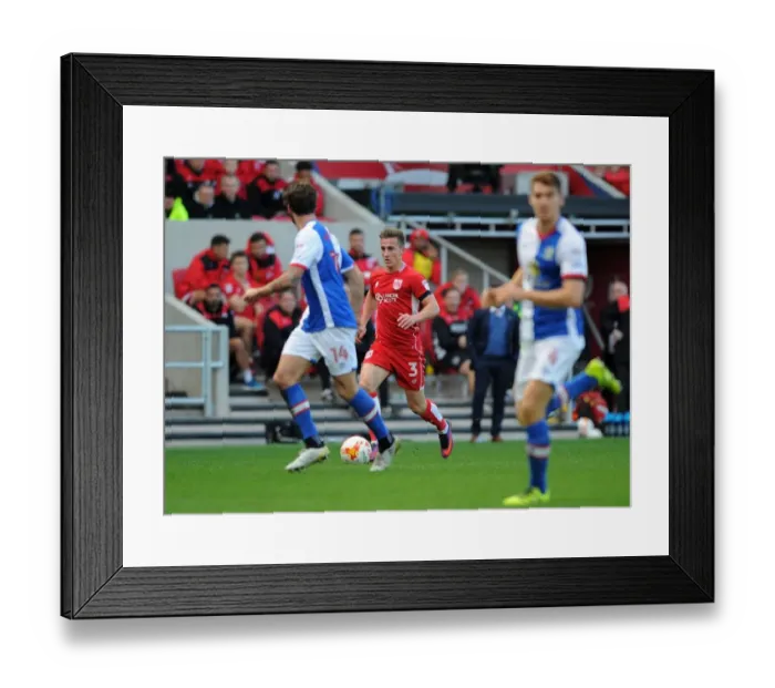 Framed Print : Joe Bryan's Thrilling Performance: Bristol City vs Blackburn Rovers in Sky Bet Championship (2016)