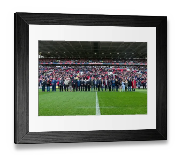 Framed Print : Bristol City FC Honors Gerry Gow: A Silent Tribute