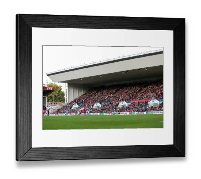 Framed Print : Bristol City vs Blackburn Rovers: EFL Championship Showdown at Ashton Gate