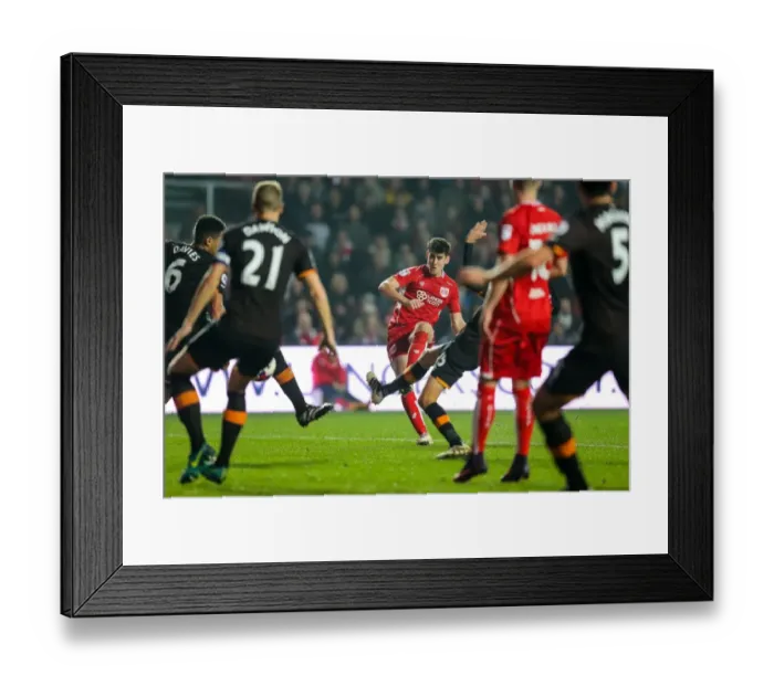 Framed Print : Bristol City's Callum O'Dowda Scores Dramatic Goal vs. Hull City in EFL Cup