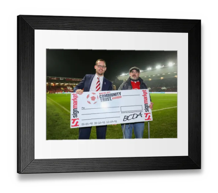 Framed Print : Half Time: Bristol City vs Hull City - EFL Cup Fourth Round, Ashton Gate Stadium Framed Print : Half Time: Bristol City vs Hull City - EFL Cup Fourth Round, Ashton Gate Stadium