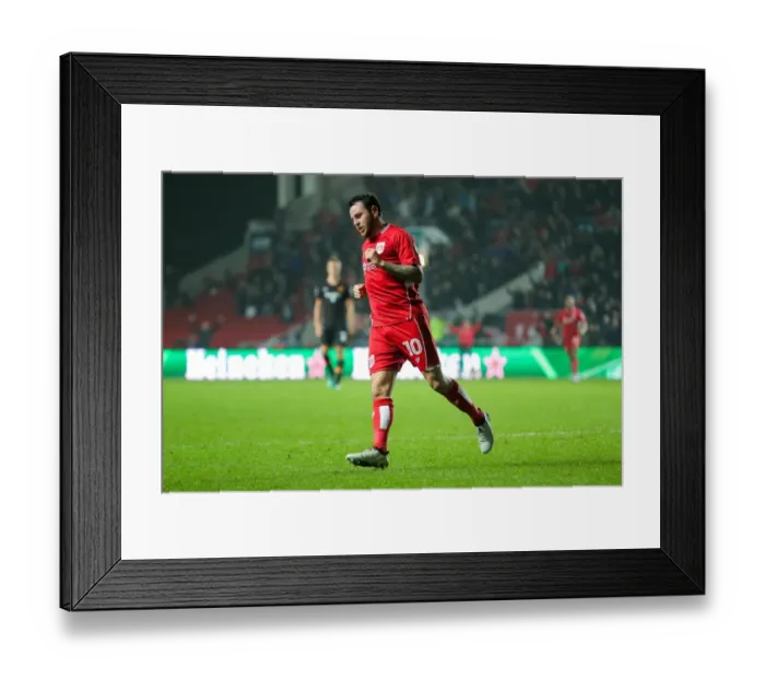 Framed Print : Bristol City's Lee Tomlin Scores the Game-Winning Goal Against Hull City in EFL Cup Fourth Round Framed Print : Bristol City's Lee Tomlin Scores the Game-Winning Goal Against Hull City in EFL Cup Fourth Round