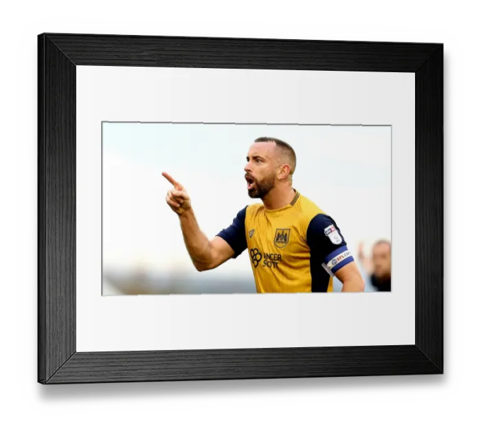 Framed Print : Aaron Wilbraham's Frustration: Barnsley vs. Bristol City, Sky Bet Championship (October 2016)