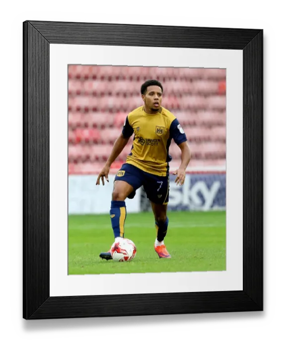 Framed Print : Korey Smith of Bristol City in Action against Barnsley at Oakwell Stadium, 2016 Framed Print : Korey Smith of Bristol City in Action against Barnsley at Oakwell Stadium, 2016