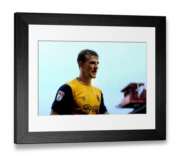 Framed Print : Aden Flint of Bristol City in Action at Barnsley's Oakwell Stadium, 2016