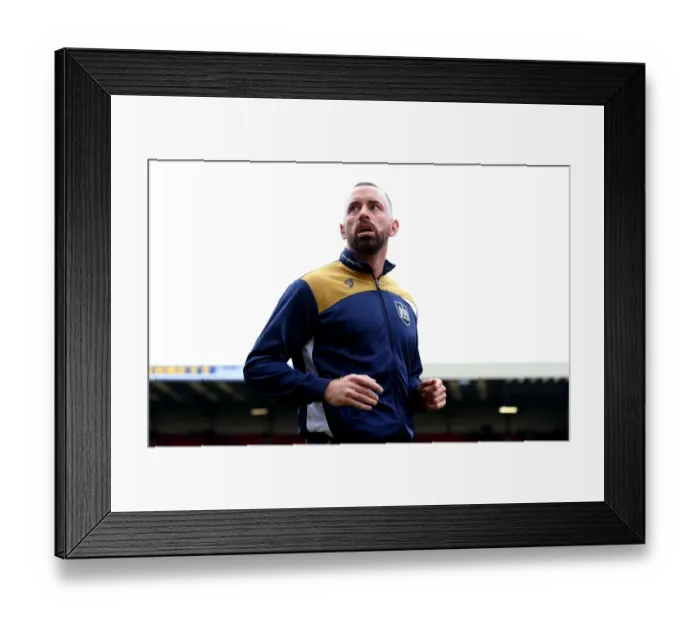 Framed Print : Aaron Wilbraham of Bristol City in Action at Barnsley's Oakwell Stadium, 2016