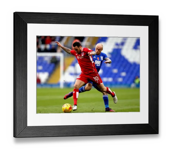 Framed Print : Bristol City's Lee Tomlin Outmaneuvers Birmingham City's David Cotterill in Sky Bet Championship Clash Framed Print : Bristol City's Lee Tomlin Outmaneuvers Birmingham City's David Cotterill in Sky Bet Championship Clash