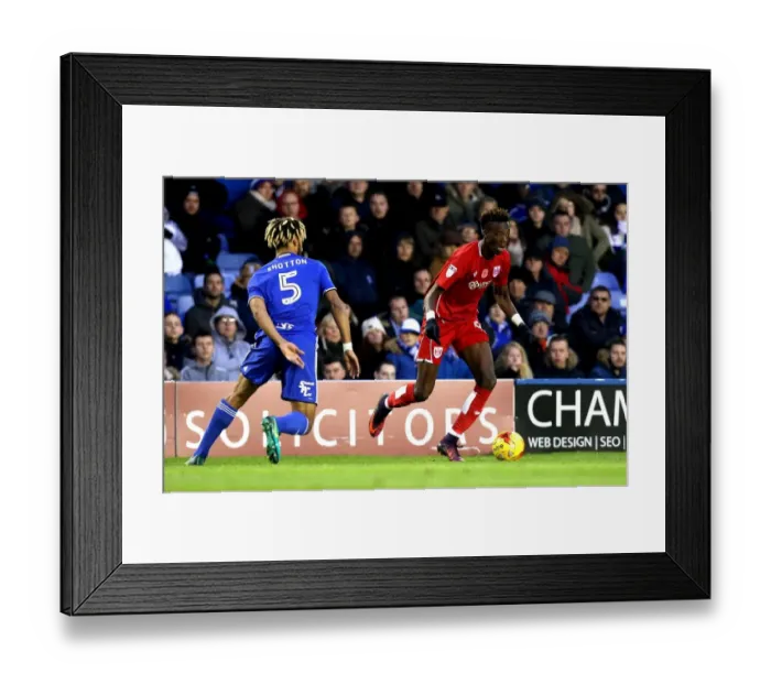 Framed Print : Tammy Abraham Outmaneuvers Ryan Shotton: Birmingham City vs. Bristol City, 2016 Framed Print : Tammy Abraham Outmaneuvers Ryan Shotton: Birmingham City vs. Bristol City, 2016