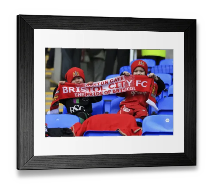 Framed Print : Bristol City Fans Unwavering Passion at Madejski Stadium - Sky Bet Championship Match