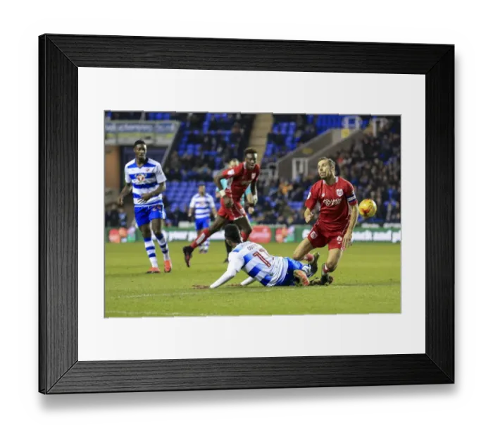 Framed Print : Gary O'Neil Tackled by Jordan Obita in Reading vs. Bristol City Championship Clash Framed Print : Gary O'Neil Tackled by Jordan Obita in Reading vs. Bristol City Championship Clash