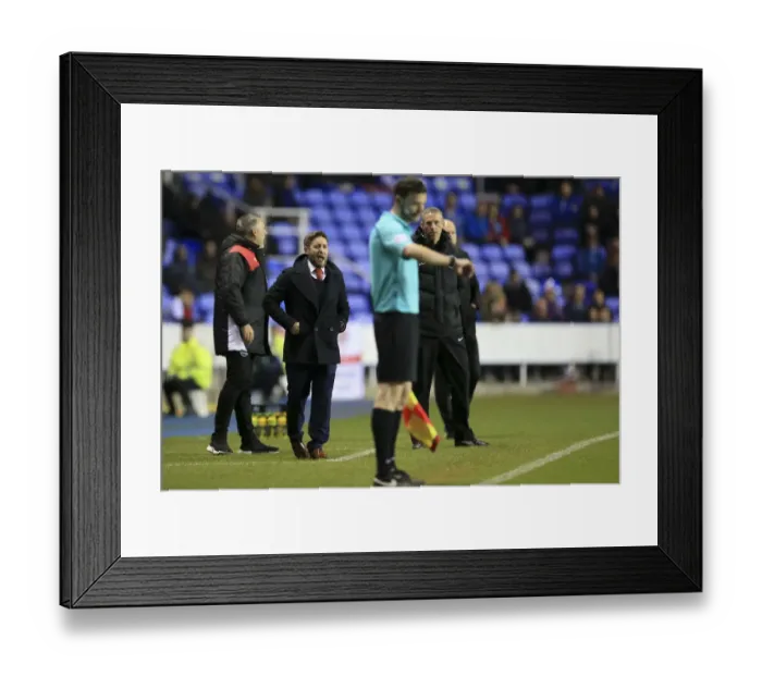 Framed Print : Lee Johnson Guides Bristol City at Reading: Sky Bet Championship 2016