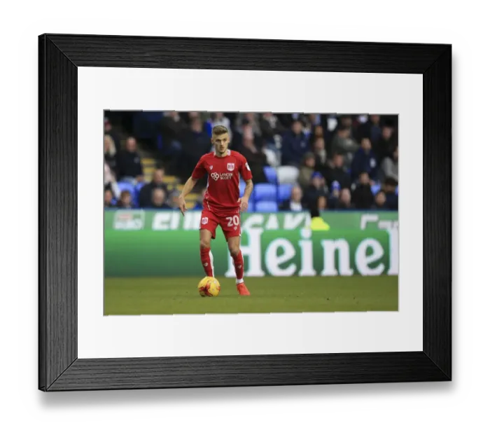 Framed Print : Jamie Paterson of Bristol City in Action against Reading at Madejski Stadium, 2016 Sky Bet Championship Match Framed Print : Jamie Paterson of Bristol City in Action against Reading at Madejski Stadium, 2016 Sky Bet Championship Match