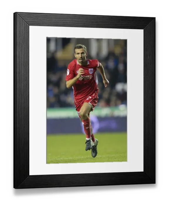 Framed Print : Gary O'Neil Leads Bristol City Charge Against Reading in Sky Bet Championship Clash, November 2016 Framed Print : Gary O'Neil Leads Bristol City Charge Against Reading in Sky Bet Championship Clash, November 2016