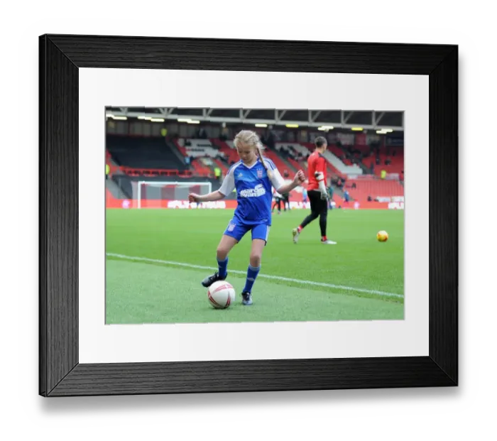 Framed Print : Sky Bet Championship Showdown: Bristol City vs Ipswich Town at Ashton Gate (December 2016) Framed Print : Sky Bet Championship Showdown: Bristol City vs Ipswich Town at Ashton Gate (December 2016)