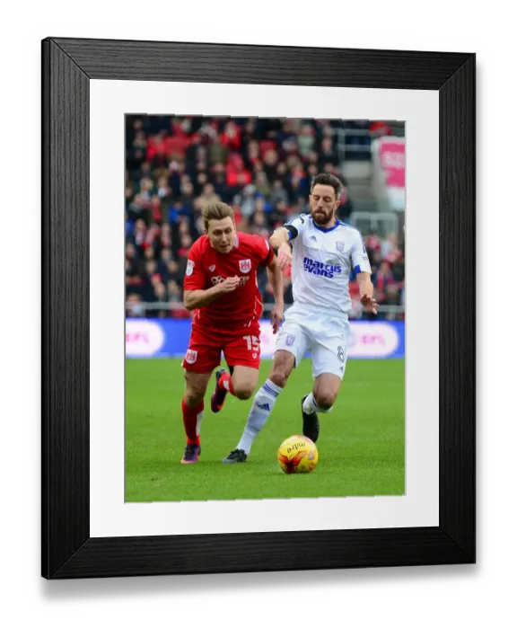 Framed Print : Bristol City's Luke Freeman Outmaneuvers Ipswich Town's Cole Skuse During Championship Clash at Ashton Gate Framed Print : Bristol City's Luke Freeman Outmaneuvers Ipswich Town's Cole Skuse During Championship Clash at Ashton Gate