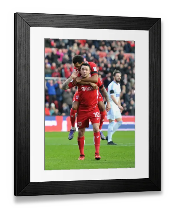 Framed Print : Bristol City Celebrate: Korey Smith and Lee Tomlin's Goal vs Ipswich Town (03 / 12 / 2016)