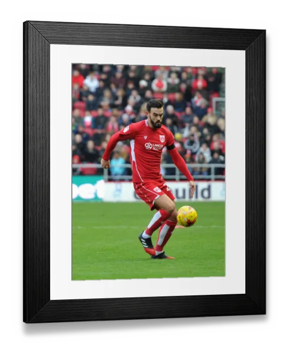 Framed Print : Marlon Pack of Bristol City in Action Against Ipswich Town, Sky Bet Championship, Ashton Gate, Bristol, England (December 3, 2016)
