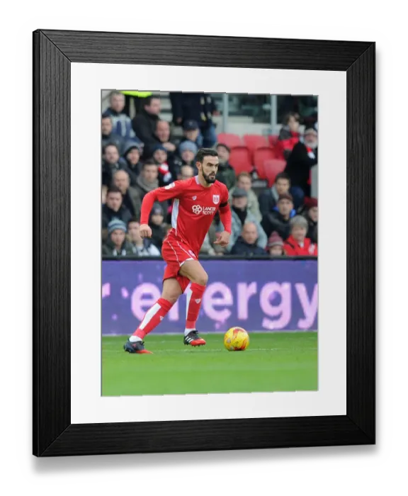 Framed Print : Marlon Pack in Action: Bristol City vs Ipswich Town, Sky Bet Championship, Ashton Gate