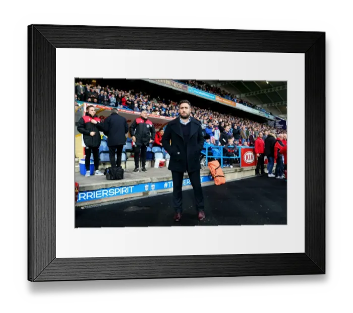 Framed Print : Johnson Guides Bristol City at Huddersfield Town (10.12.16)