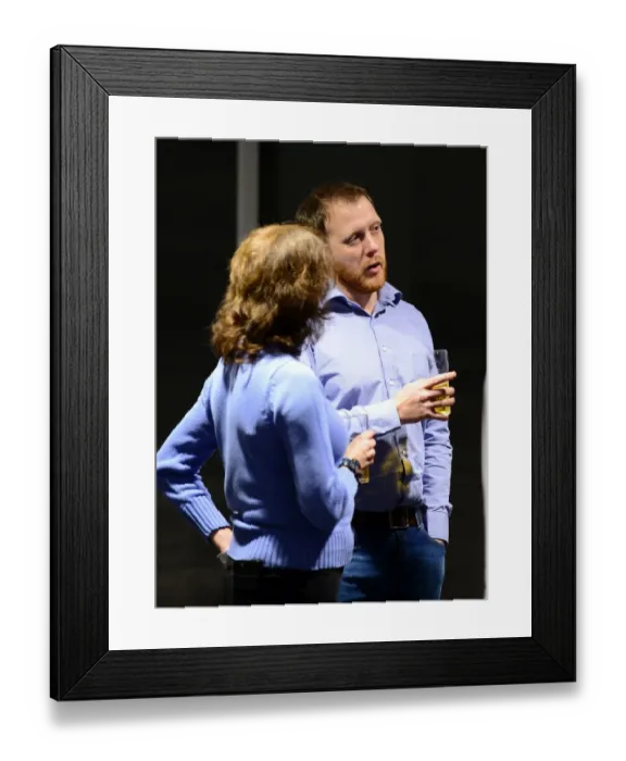 Framed Print : Uniting Bristol City Fans at Lansdown Club Before Ashton Gate Showdown: Sky Bet Championship (December 13, 2016) Framed Print : Uniting Bristol City Fans at Lansdown Club Before Ashton Gate Showdown: Sky Bet Championship (December 13, 2016)