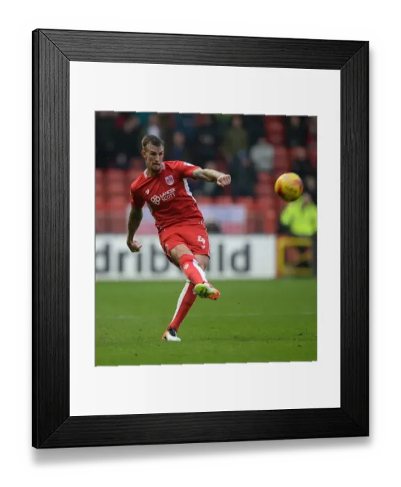 Framed Print : Aden Flint in Action: Bristol City vs Preston North End, Sky Bet Championship (17 / 12 / 2016) Framed Print : Aden Flint in Action: Bristol City vs Preston North End, Sky Bet Championship (17 / 12 / 2016)