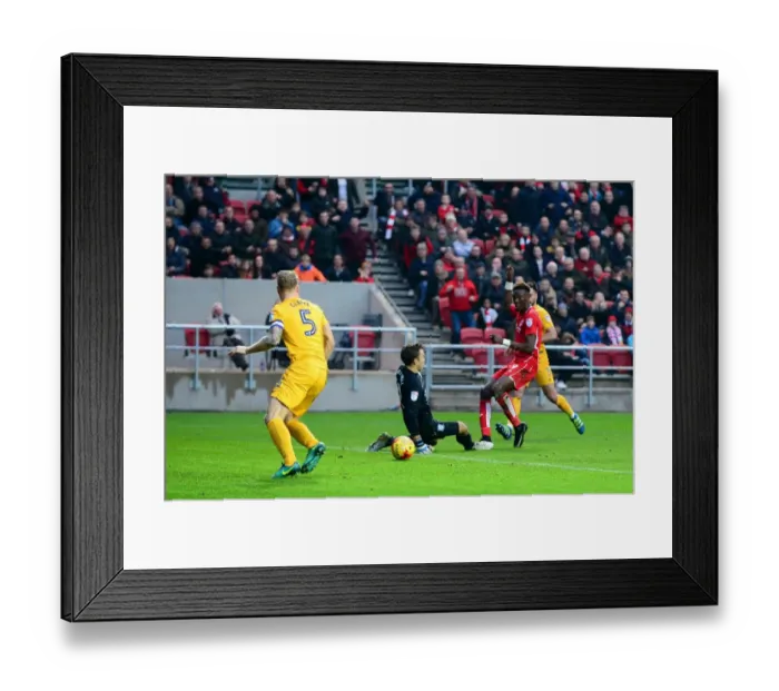 Framed Print : Tammy Abraham's Shot at Glory: Bristol City vs Preston North End, 17 / 12 / 2016 Framed Print : Tammy Abraham's Shot at Glory: Bristol City vs Preston North End, 17 / 12 / 2016