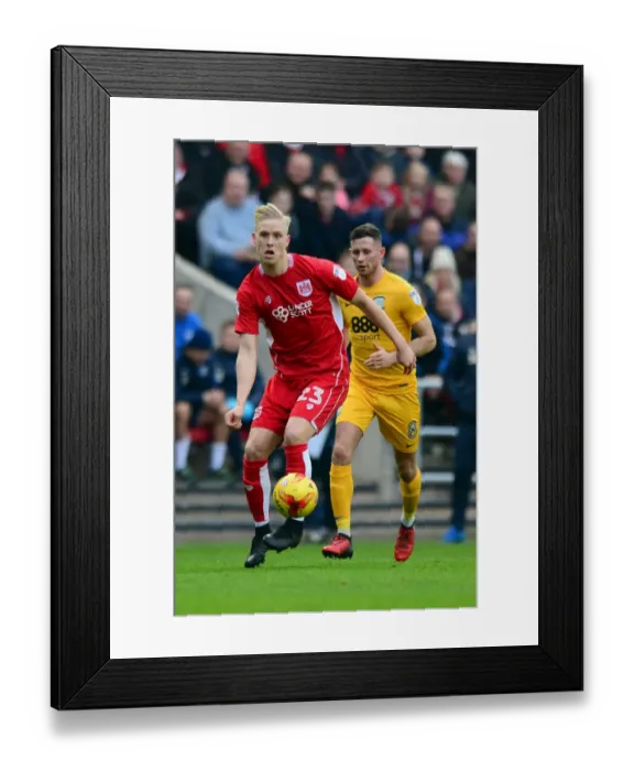 Framed Print : Hordur Magnusson in Action: Bristol City vs Preston North End, Sky Bet Championship (December 17, 2016) Framed Print : Hordur Magnusson in Action: Bristol City vs Preston North End, Sky Bet Championship (December 17, 2016)