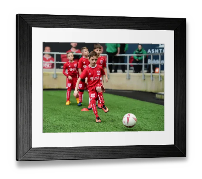 Framed Print : Sky Bet Championship Showdown: Bristol City vs Preston North End at Ashton Gate (17 / 12 / 2016) Framed Print : Sky Bet Championship Showdown: Bristol City vs Preston North End at Ashton Gate (17 / 12 / 2016)