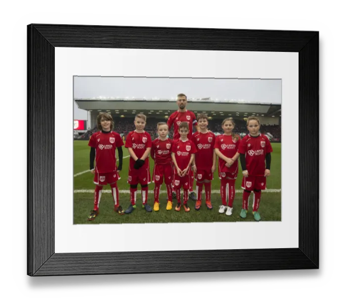 Framed Print : Sky Bet Championship Showdown: Bristol City vs Preston North End at Ashton Gate (17 / 12 / 2016)