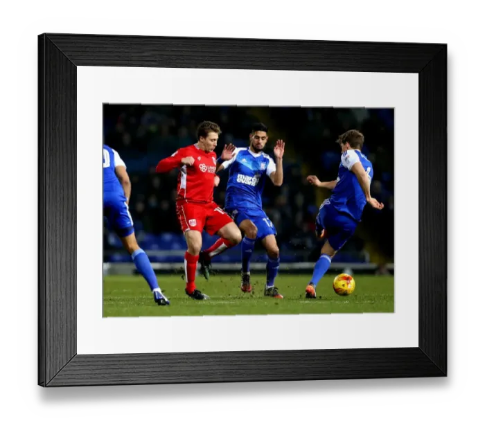 Framed Print : Bristol City's Luke Freeman Tackles Ipswich Town's Christophe Berra in Championship Clash Framed Print : Bristol City's Luke Freeman Tackles Ipswich Town's Christophe Berra in Championship Clash