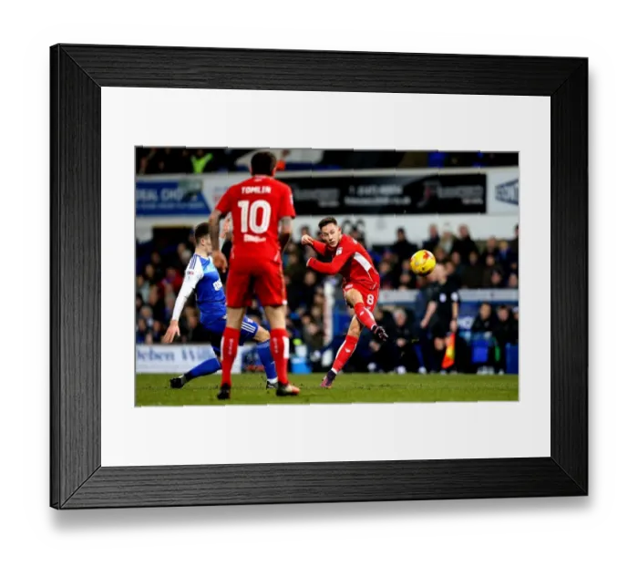 Framed Print : Bristol City's Josh Brownhill Scores at Ipswich Town's Portman Road, Sky Bet Championship (December 2016)