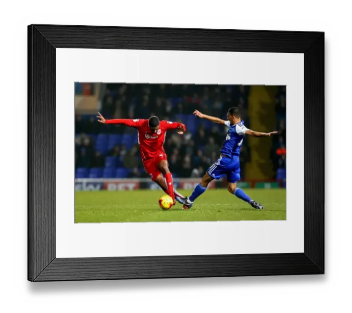 Framed Print : Bristol City's Mark Little Outmaneuvers Ipswich Town's Myles Kenlock during Sky Bet Championship Match Framed Print : Bristol City's Mark Little Outmaneuvers Ipswich Town's Myles Kenlock during Sky Bet Championship Match