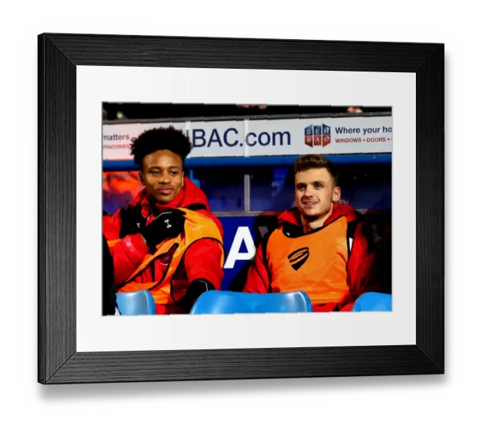 Framed Print : Bristol City Rivals: Jamie Paterson and Bobby Reid Clash in Ipswich Town vs. Bristol City Championship Match, December 2016