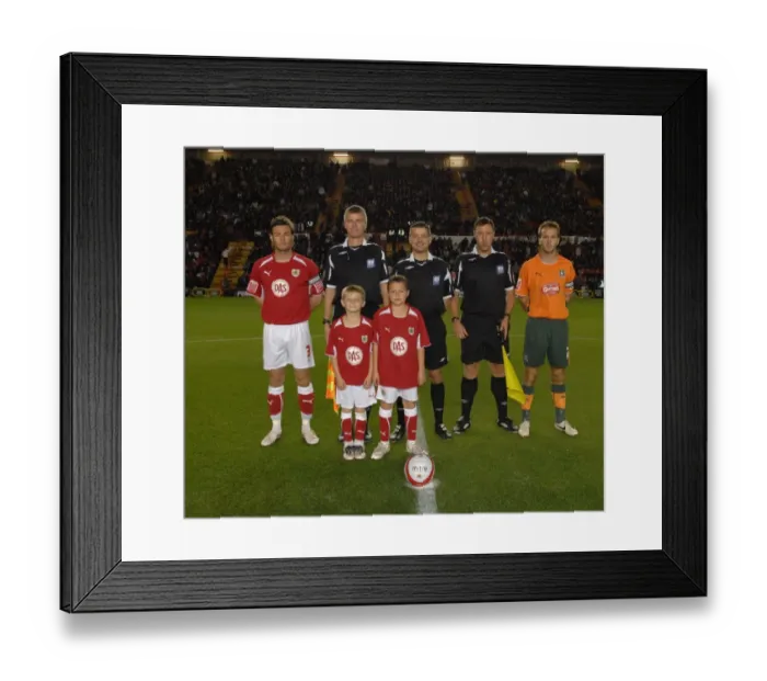 Framed Print : Bristol City vs Plymouth Argyle: A Football Rivalry - Season 08-09 Framed Print : Bristol City vs Plymouth Argyle: A Football Rivalry - Season 08-09