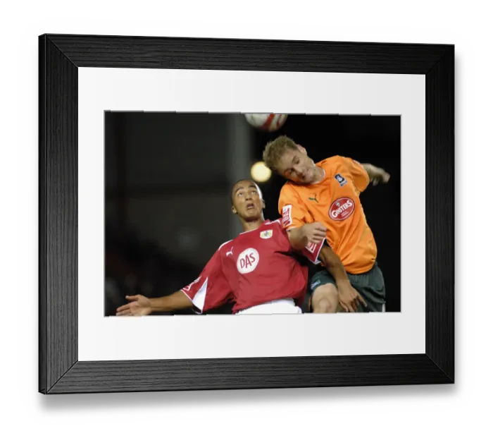 Framed Print : Bristol City vs Plymouth Argyle: A Football Rivalry - Season 08-09 Framed Print : Bristol City vs Plymouth Argyle: A Football Rivalry - Season 08-09