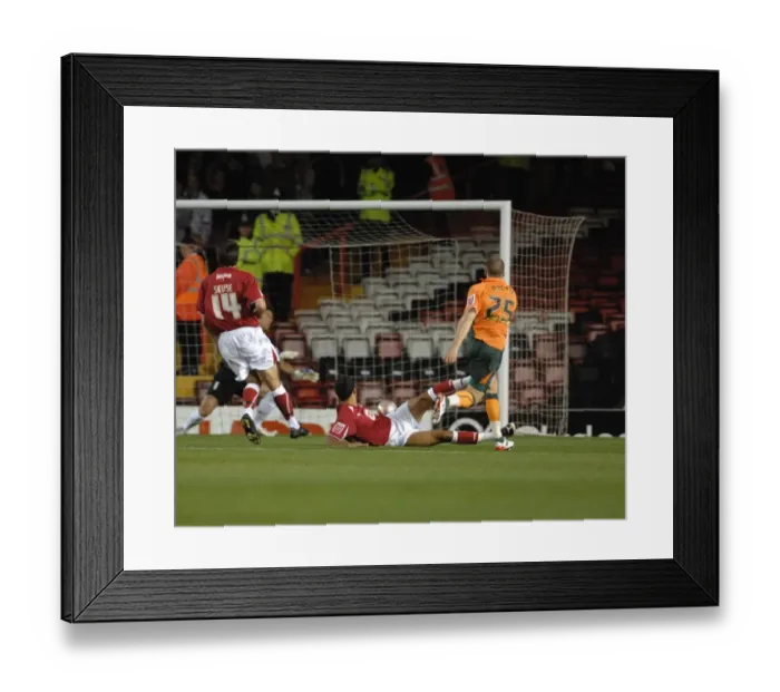 Framed Print : Bristol City vs Plymouth Argyle: A Football Rivalry - Season 08-09 Framed Print : Bristol City vs Plymouth Argyle: A Football Rivalry - Season 08-09