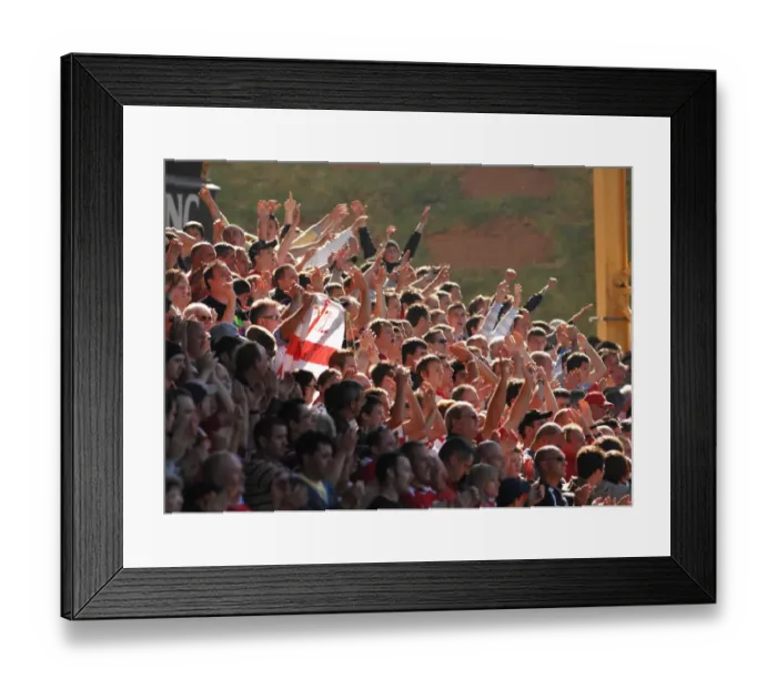 Framed Print : A Football Rivalry: Wolves vs. Bristol City - Season 08-09: The Clash Framed Print : A Football Rivalry: Wolves vs. Bristol City - Season 08-09: The Clash