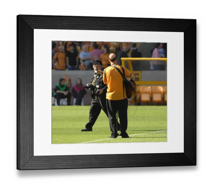 Framed Print : Wolves vs. Bristol City: A Football Rivalry - Season 08-09 Framed Print : Wolves vs. Bristol City: A Football Rivalry - Season 08-09