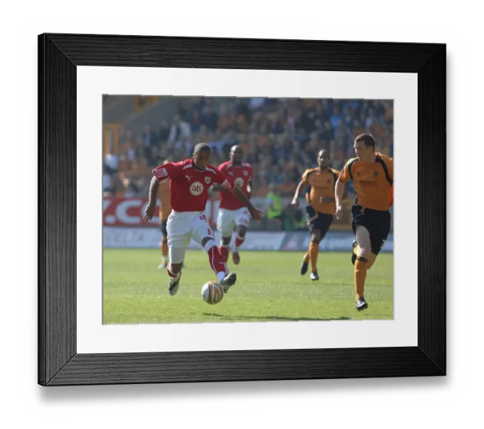 Framed Print : Wolves vs. Bristol City: A Football Rivalry - Season 08-09