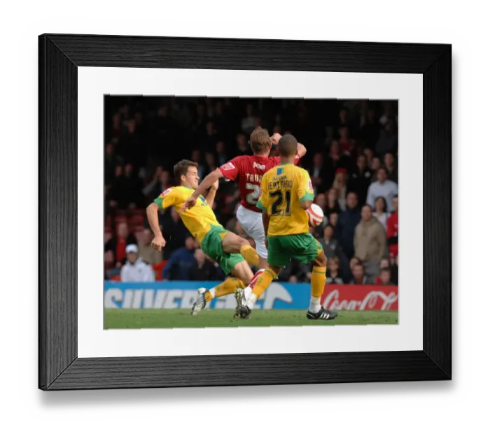 Framed Print : Bristol City vs. Norwich City: A Football Rivalry - Season 08-09 Framed Print : Bristol City vs. Norwich City: A Football Rivalry - Season 08-09