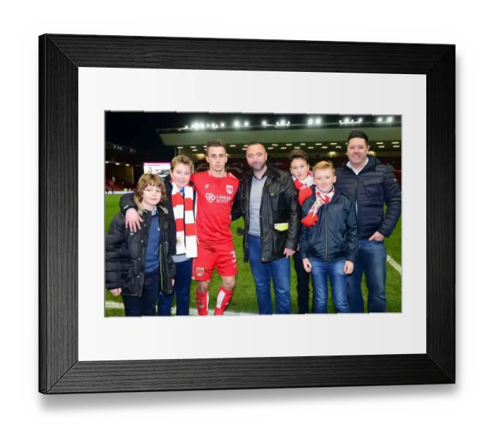 Framed Print : Bristol City vs Reading: Dougie Allward's Man of the Match Image, Ashton Gate, 2017 (Sky Bet Championship) Framed Print : Bristol City vs Reading: Dougie Allward's Man of the Match Image, Ashton Gate, 2017 (Sky Bet Championship)