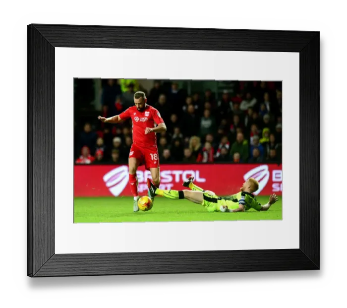 Framed Print : Aaron Wilbraham Dodges Past Paul McShane: Intense Moment from Bristol City vs. Reading (Sky Bet Championship, 2017)