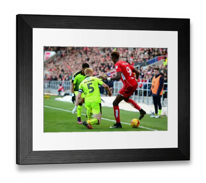Framed Print : Bristol City's Tammy Abraham Battles for Control Against Reading in 2017 Championship Match