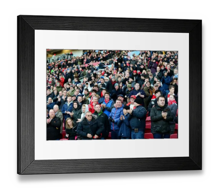 Framed Print : Bristol City Fans in Full Swing: The Excitement of Ashton Gate during Bristol City vs Reading (02.01.2017, Sky Bet Championship) Framed Print : Bristol City Fans in Full Swing: The Excitement of Ashton Gate during Bristol City vs Reading (02.01.2017, Sky Bet Championship)