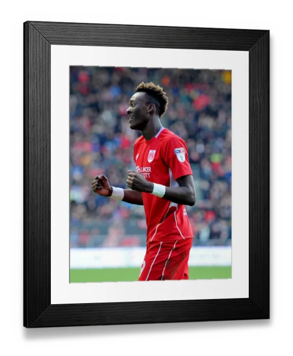 Framed Print : Tammy Abraham Strikes: Bristol City vs Reading, Sky Bet Championship, Ashton Gate, 2017
