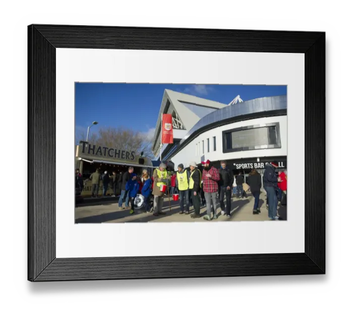 Framed Print : Bristol City vs Reading: Football Match at Ashton Gate for The Lord Mayor's Appeal - January 2017 Framed Print : Bristol City vs Reading: Football Match at Ashton Gate for The Lord Mayor's Appeal - January 2017