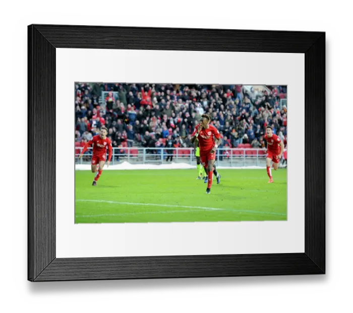 Framed Print : Tammy Abraham Scores Penalty: 2-0 Lead for Bristol City Against Reading Framed Print : Tammy Abraham Scores Penalty: 2-0 Lead for Bristol City Against Reading